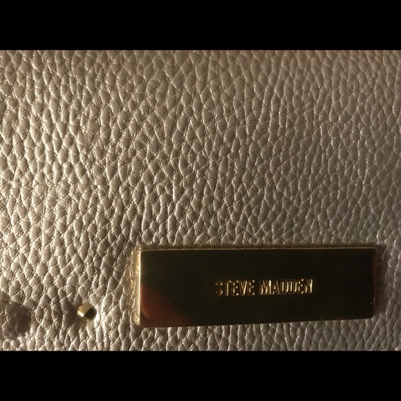 Brand new clutch Steve madden purse - Picture 2 of 3